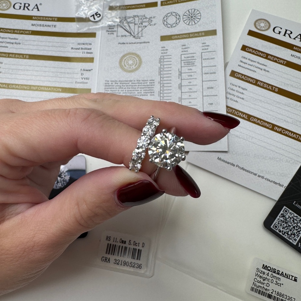 925 Sterling Silver Set “White Gold Look” Moissanite Rings for Women Size 7.5 - Picture 4 of 17